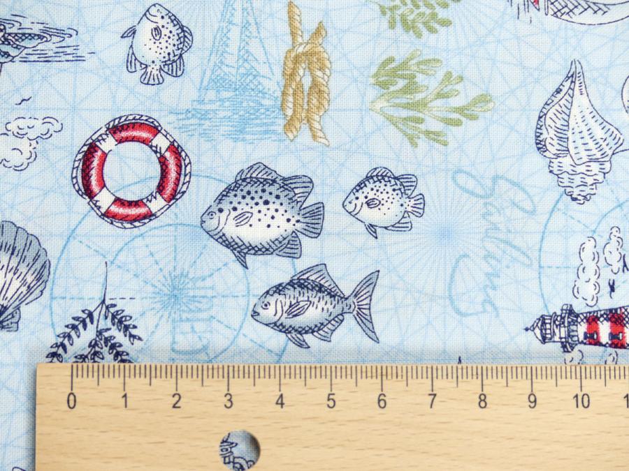 Patchworkstoff mit martimen Mustern aus der Kollektion High Tide von Makower mit Maß